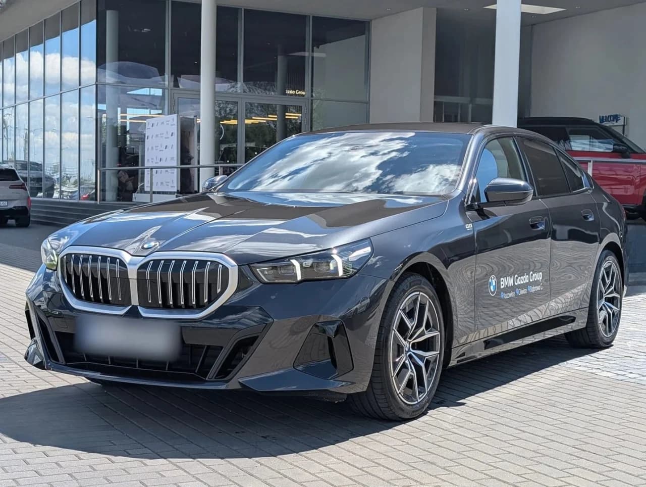 BMW Seria 5 520i mHEV aut 2025 - used car for lease