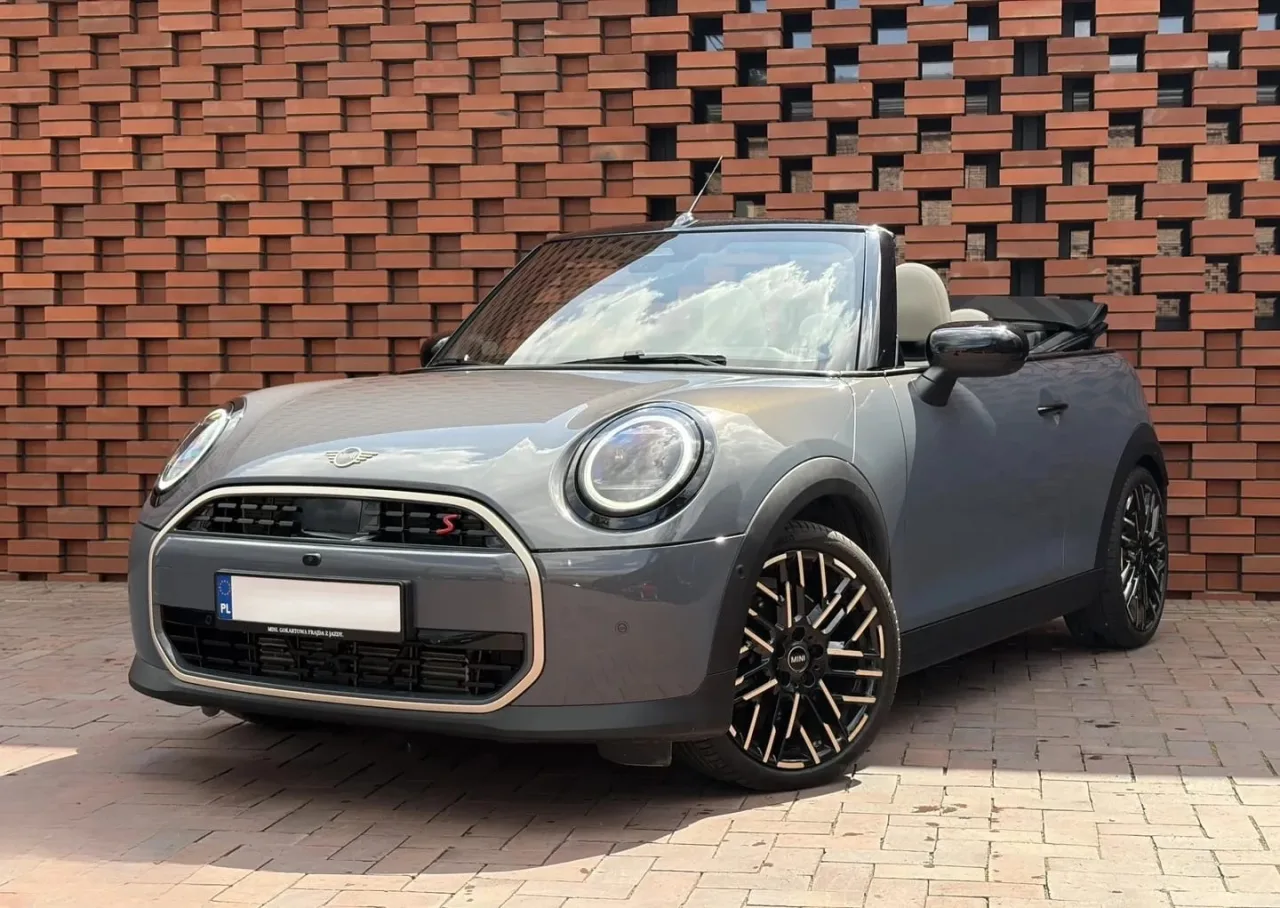 Mini Cooper S Linia Favoured aut Favoured 2024 - gebrauchtes Leasingfahrzeug