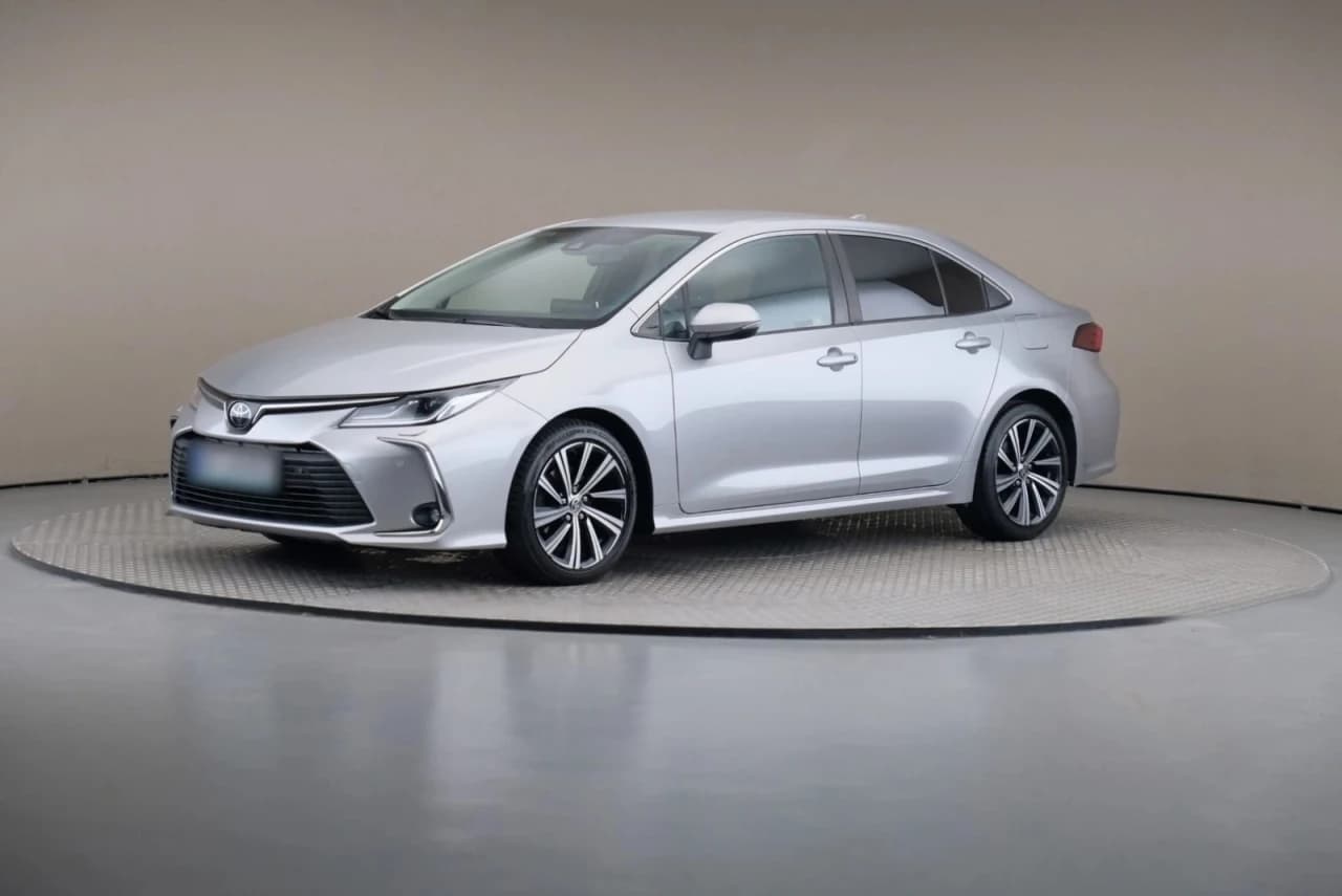 Toyota Corolla 1.5 Comfort MS 2022 - używany samochód w leasingu