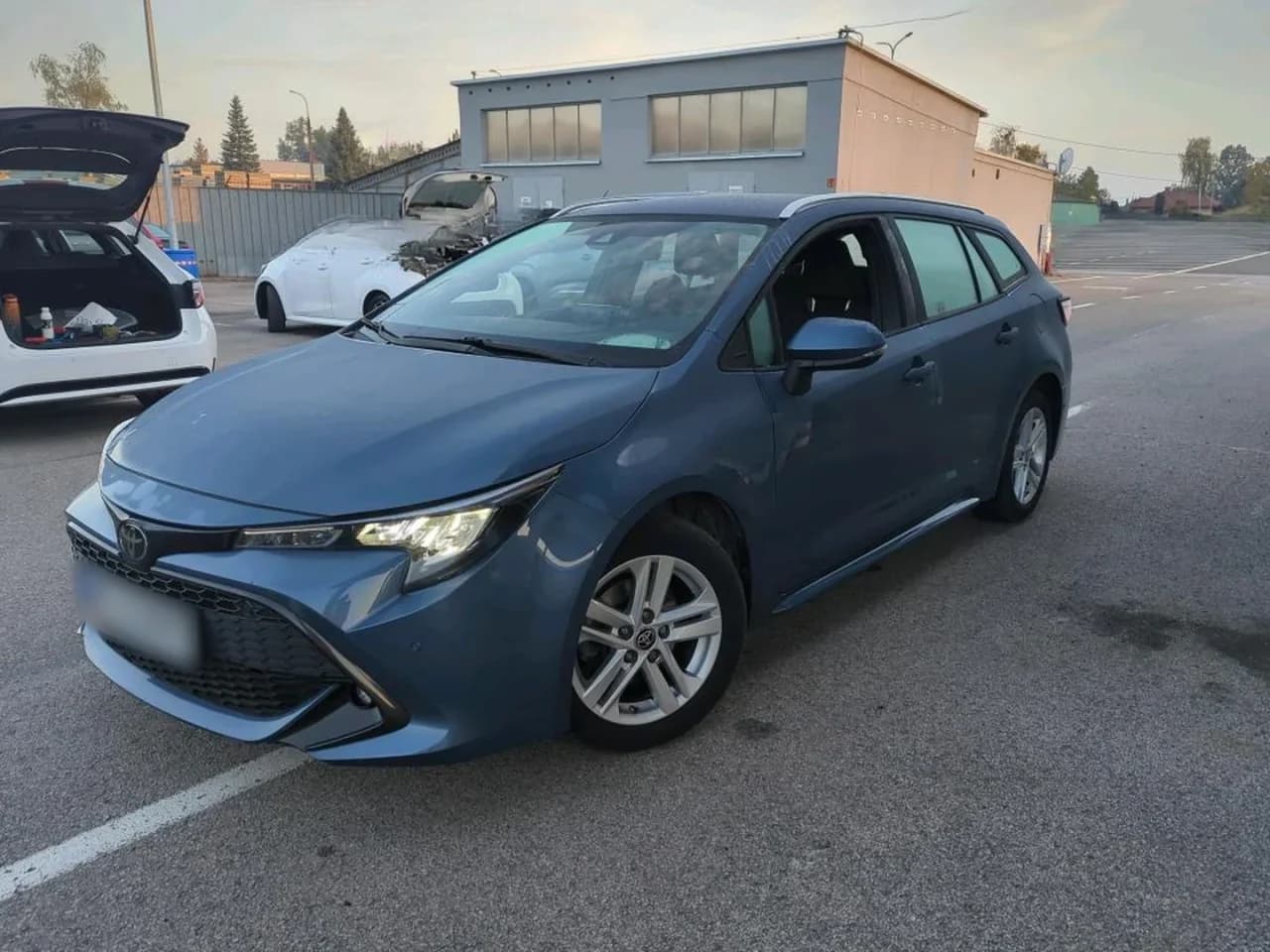 Toyota Corolla 1.2 T Comfort 2022 - używany samochód w leasingu