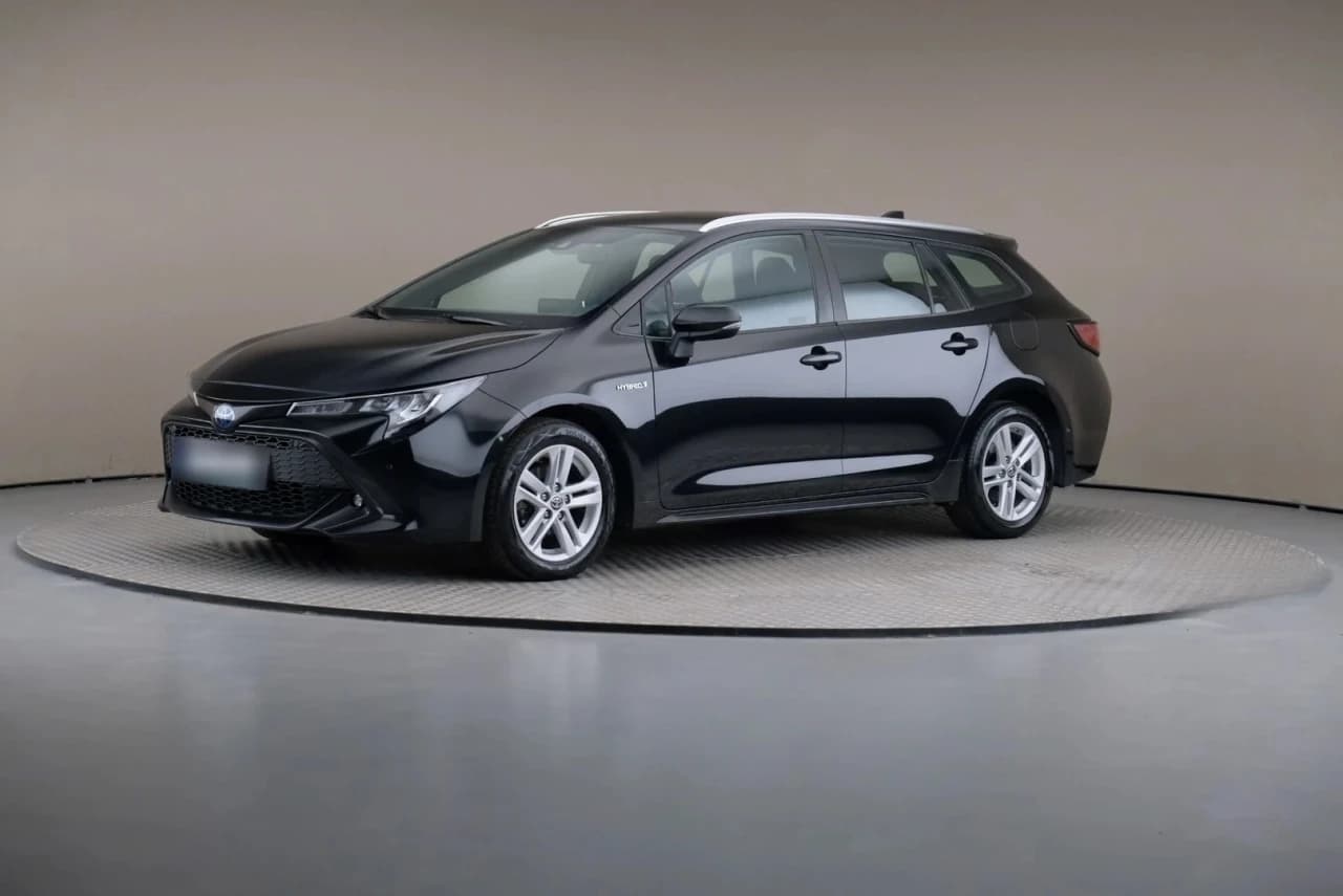 Toyota Corolla 1.8 Hybrid GPF Comfort 2021 - używany samochód w leasingu