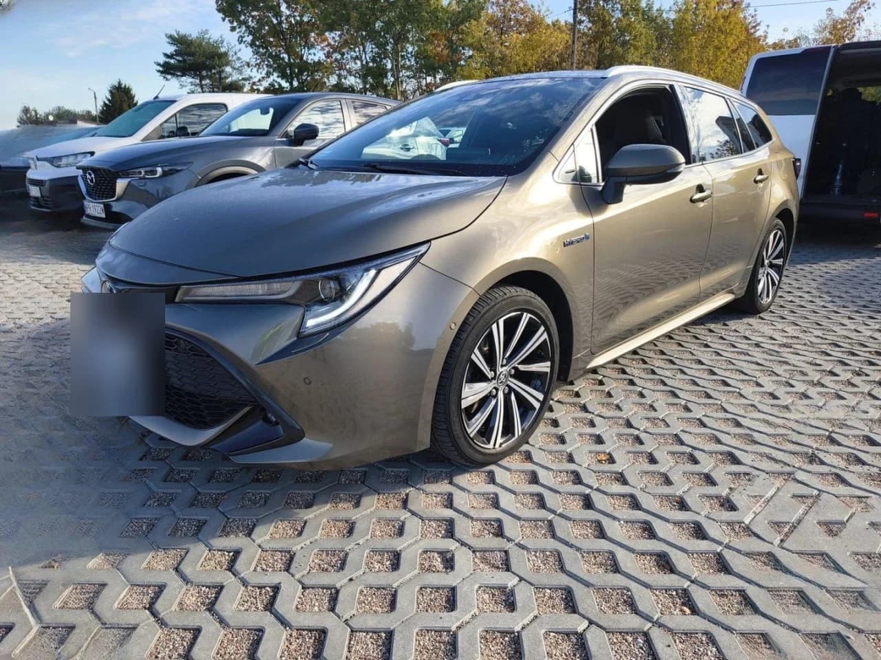 Toyota Corolla 2.0 Hybrid Comfort 2021 - używany samochód w leasingu
