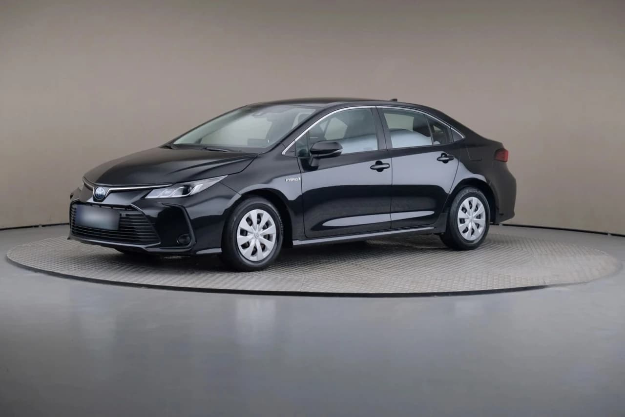 Toyota Corolla 1.8 Hybrid GPF Active 2021 - używany samochód w leasingu