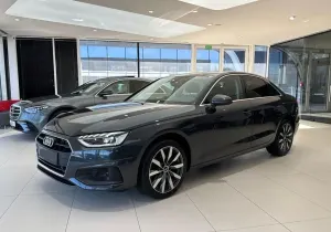 Audi A4 35 TFSI mHEV S tronic