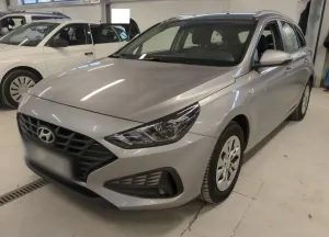 Hyundai i30 1.6 D Classic +