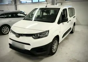 Toyota Proace City Verso Long 1.2 D-4T Combi
