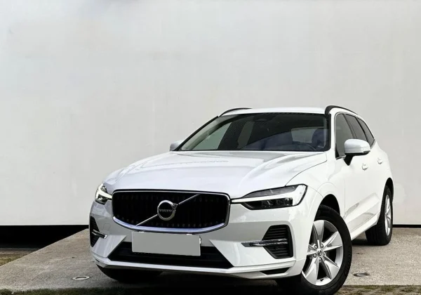Volvo XC 60 B4 B Momentum Pro aut 2021 - używany samochód w leasingu