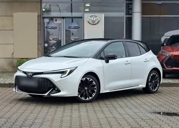 Toyota Corolla 1.8 Hybrid GR Sport 2024 - używany samochód w leasingu
