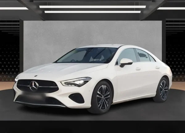 Mercedes-Benz CLA 180 7G-DCT 2023 - używany samochód w leasingu