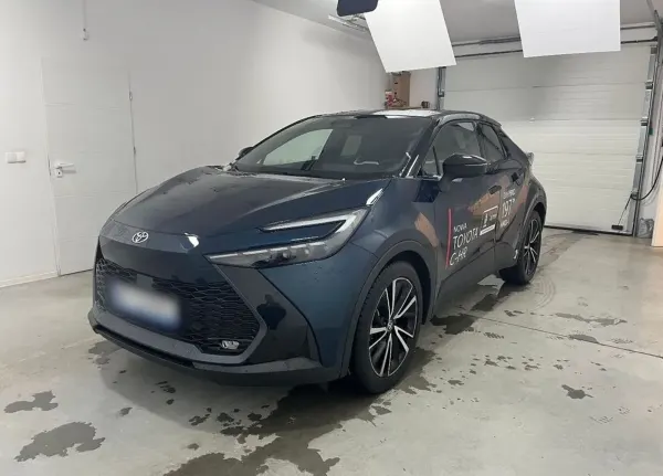 Toyota C-HR 1.8 Hybrid Executive