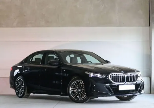 BMW Seria 5 520d xDrive mHEV aut 2025 - używany samochód w leasingu