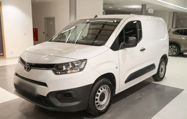 Toyota Proace City 1.5 D-4D Standard 2,3t Active
