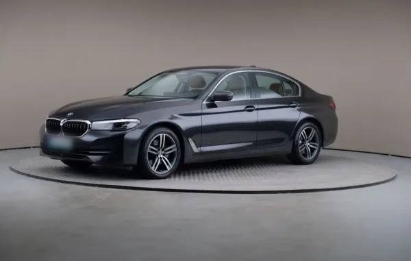 BMW Seria 5 520d xDrive mHEV sport-aut 2022 - używany samochód w leasingu