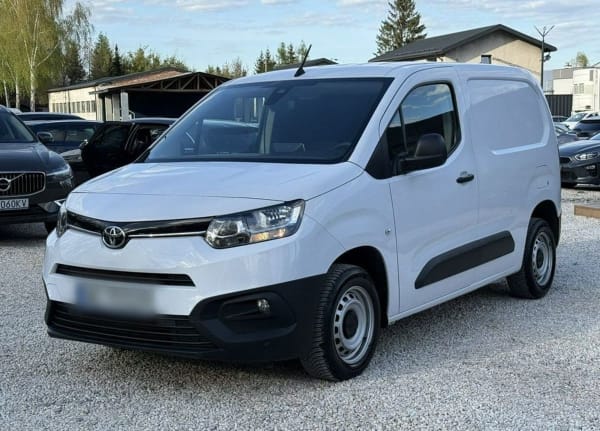 Toyota Proace City 1.5 D-4D Standard 2,3t Active