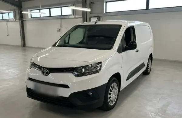Toyota Proace City 1.5 D-4D Long 2,4t Active
