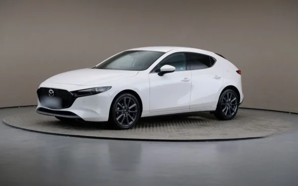 Mazda 3 2.0 mHEV Kanjo aut