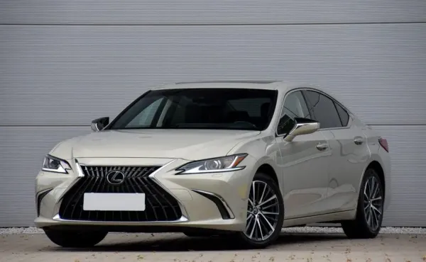 Lexus ES 300h Business Edition