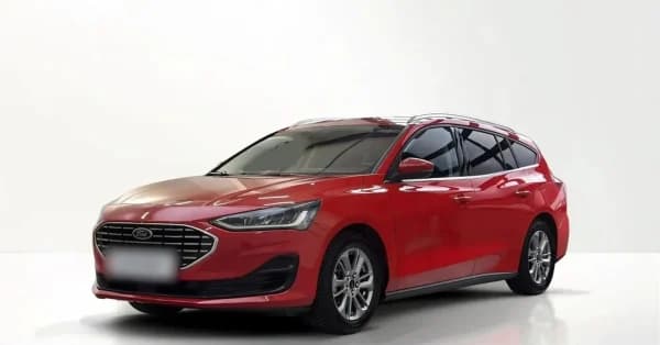 Ford Focus 1.0 EcoBoost mHEV Titanium X 2024 - używany samochód w leasingu