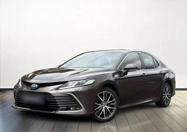 Toyota Camry 2.5 Hybrid Prestige CVT