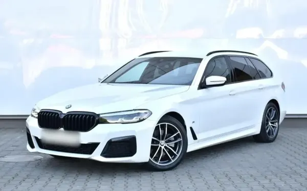 BMW Seria 5 520d xDrive mHEV M Sport sport-aut 2022 - używany samochód w leasingu
