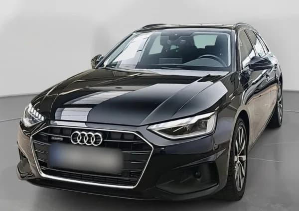 Audi A4 40 TFSI mHEV Quattro S tronic 2023 - używany samochód w leasingu
