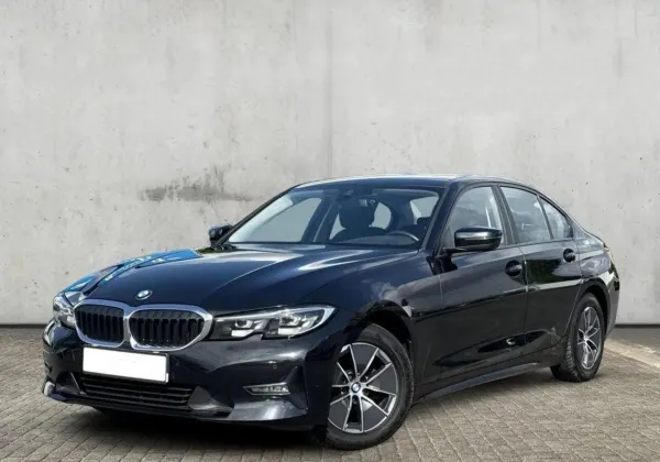 BMW Seria 3 318d Advantage