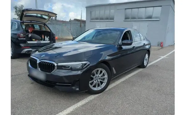 BMW Seria 5 520i mHEV aut 2022 - używany samochód w leasingu