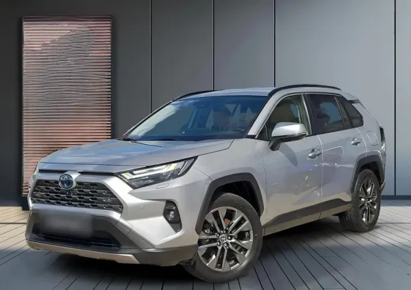 Toyota RAV4 2.5 Hybrid Executive 4x4 2022 - używany samochód w leasingu