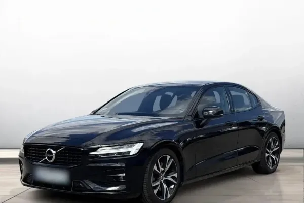 Volvo S60 B5 B R-Design aut 2022 - używany samochód w leasingu