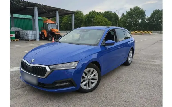 Skoda Octavia 1.5 TSI e-Tec Ambition DSG 2023 - używany samochód w leasingu