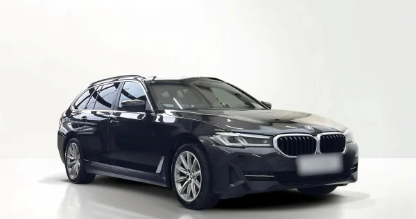 BMW Seria 5 520d xDrive mHEV aut 2022 - używany samochód w leasingu