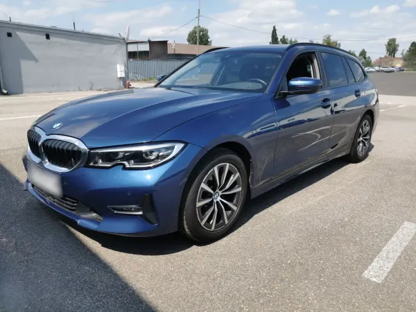 BMW Seria 3 318i aut 2022 - używany samochód w leasingu