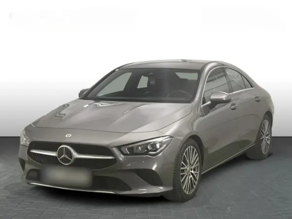 Mercedes-Benz CLA 200 4-Matic 8G-DCT