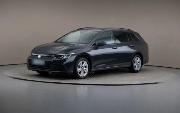 Volkswagen Golf VIII 1.5 TSI EVO Life 2022 - używany samochód w leasingu