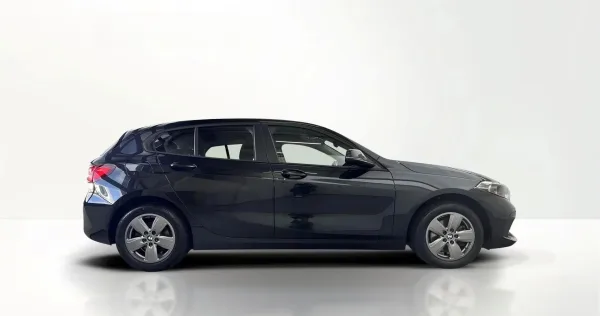 BMW Seria 1 118d Advantage aut 2022 - używany samochód w leasingu