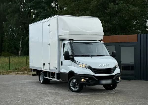 Iveco Daily 35C18 Hi-Matic 2023 - używany samochód w leasingu