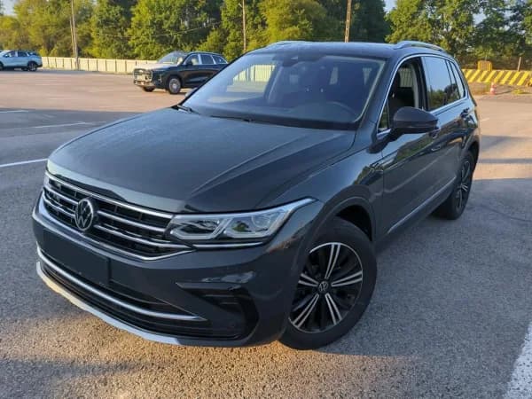 Volkswagen Tiguan 2.0 TSI 4Mot. Elegance DSG 2022 - używany samochód w leasingu