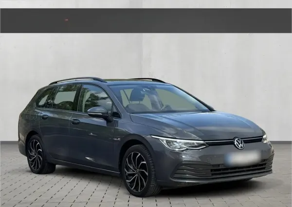 Volkswagen Golf VIII 2.0 TDI Life 2022 - używany samochód w leasingu