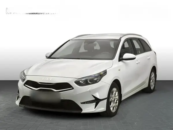 Kia Ceed 1.5 T-GDI M 2023 - używany samochód w leasingu