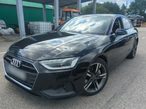 Audi A4 40 TFSI mHEV S tronic 2023 - używany samochód w leasingu