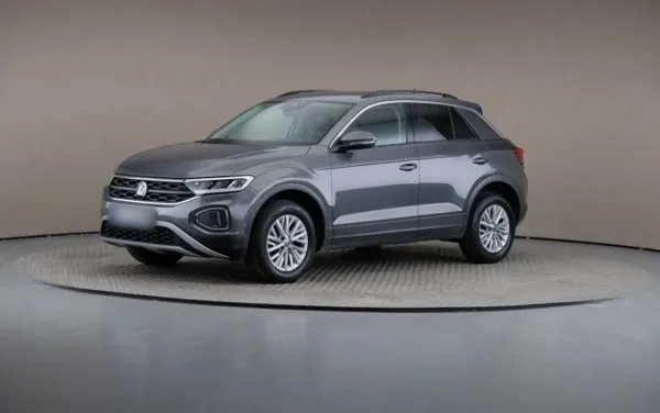 Volkswagen T-Roc 1.5 TSI Life 2023 - used car for lease