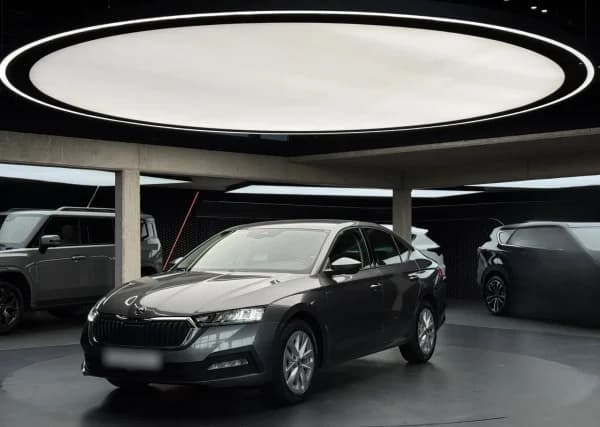 Skoda Octavia 2.0 TDI Ambition DSG 2023 - używany samochód w leasingu