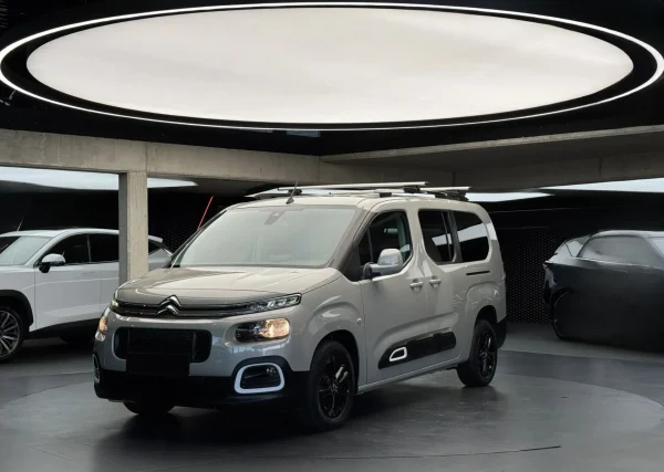 Citroen Berlingo XL 1.2 PureTech Feel Pack S&S Aut. (7-os.) 2021 - gebrauchtes Leasingfahrzeug