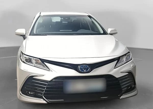 Toyota Camry 2.5 Hybrid Prestige CVT 2023 - używany samochód w leasingu