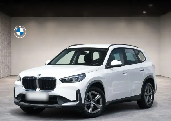 BMW X1 sDrive18i aut 2022 - gebrauchtes Leasingfahrzeug