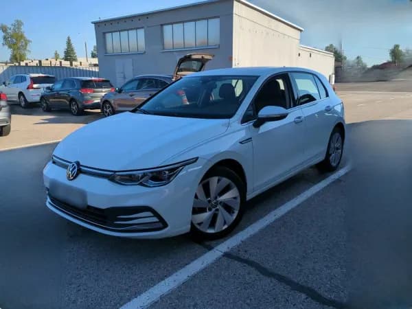 Volkswagen Golf VIII 1.5 TSI EVO Style 2023 - używany samochód w leasingu