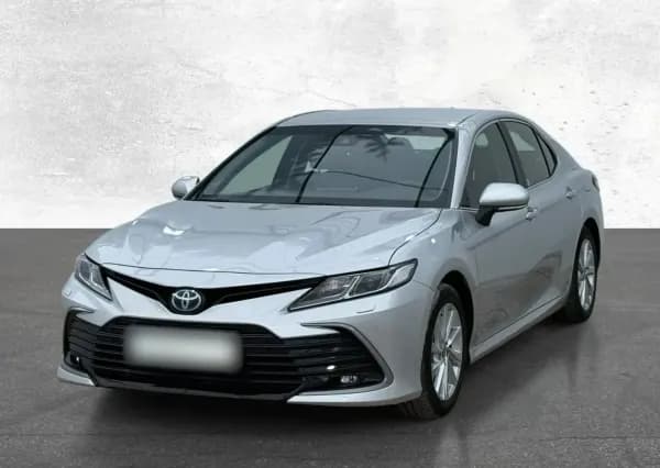 Toyota Camry 2.5 Hybrid Comfort CVT 2023 - używany samochód w leasingu