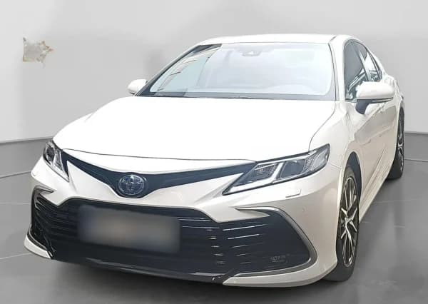 Toyota Camry 2.5 Hybrid Prestige CVT 2023 - używany samochód w leasingu