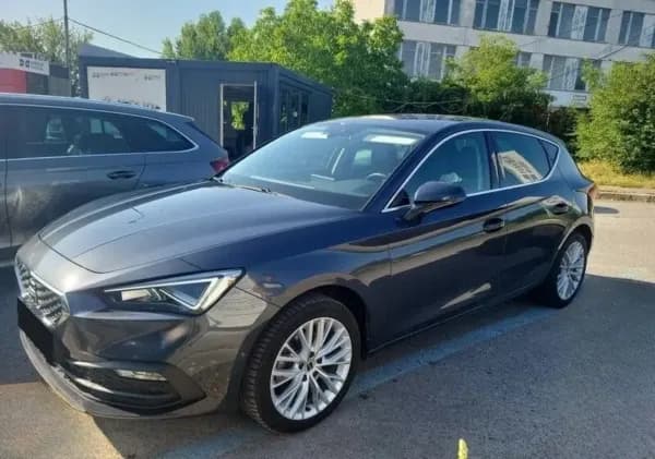 SEAT Leon 1.5 TSI Xcellence 2023 - używany samochód w leasingu