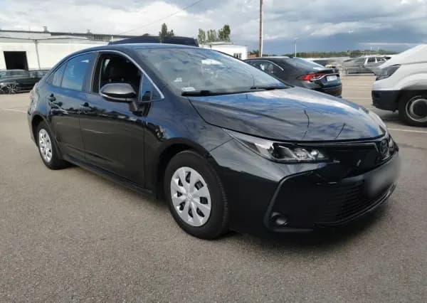 Toyota Corolla 1.8 Hybrid GPF Active 2022 - używany samochód w leasingu